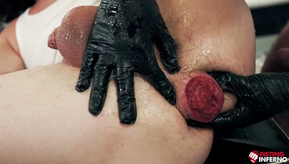 Fist-Pumping Finale: Tony Orlando’s Ultimate Anal Massage Orgasm
