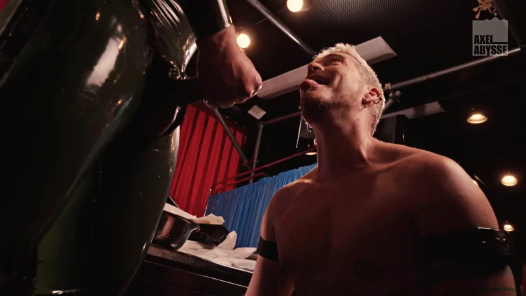 Axel Abysse - Punch Fisting Pain Party