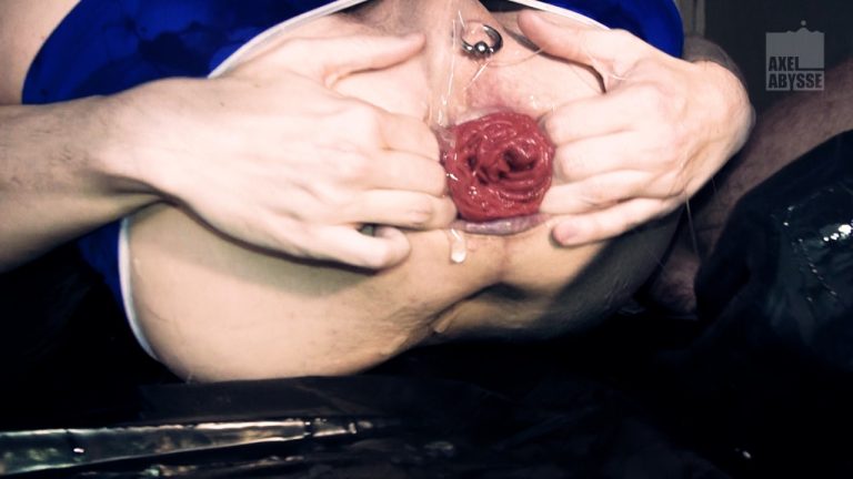 Trent Bloom & Axel Abysse Double Fisting Like Pigs